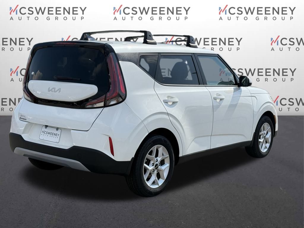 2023 Kia Soul LX photo 5