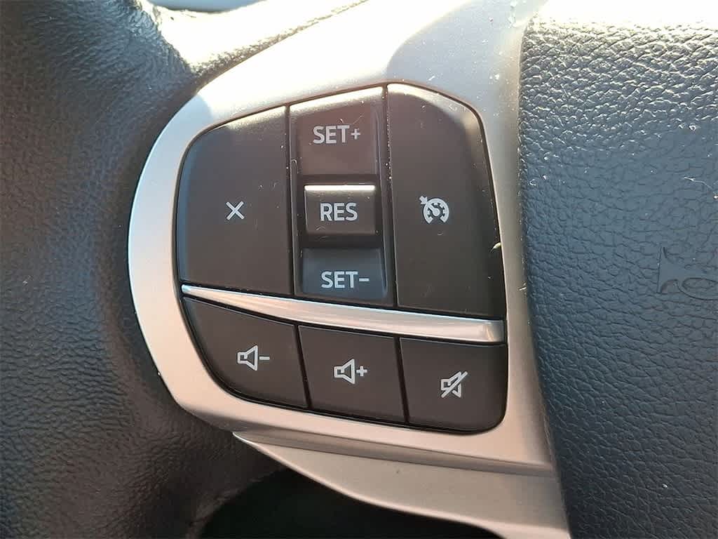 2022 Ford Explorer XLT photo 18
