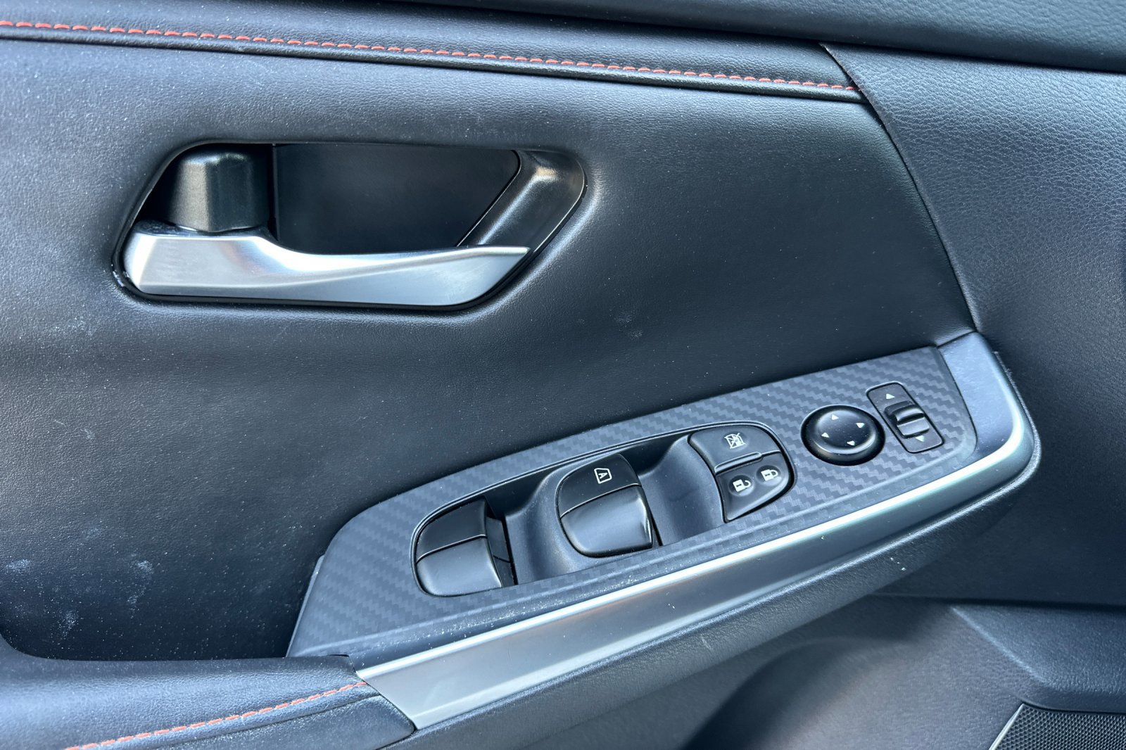 2024 Nissan Sentra SR photo 10
