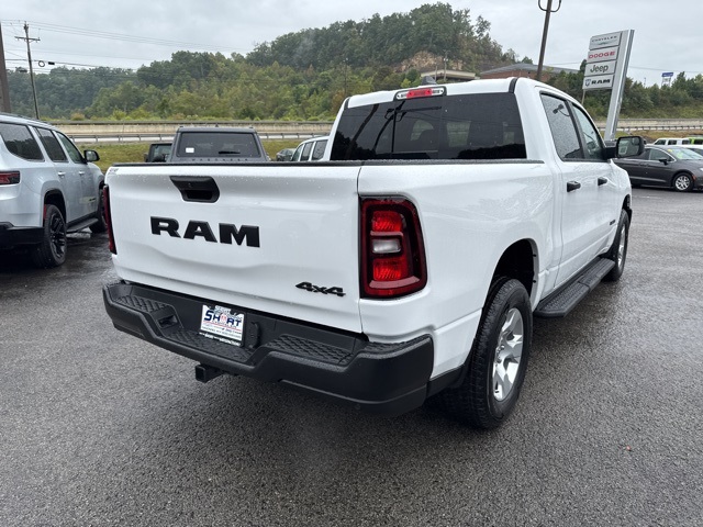 2025 Ram 1500 Tradesman photo 2