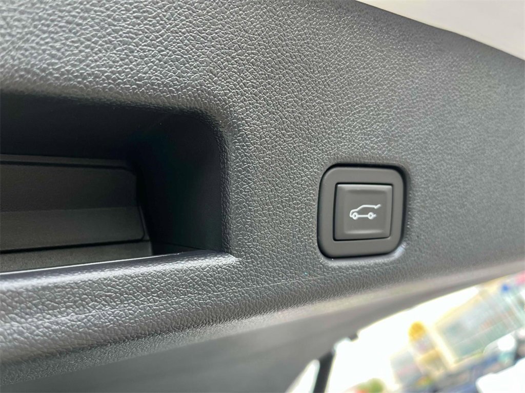 2025 Gmc Acadia Elevation photo 18