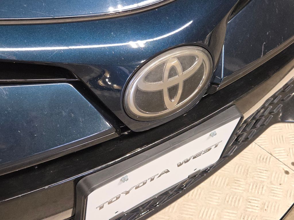 2017 Toyota Corolla XLE XSE Special Edition photo 11