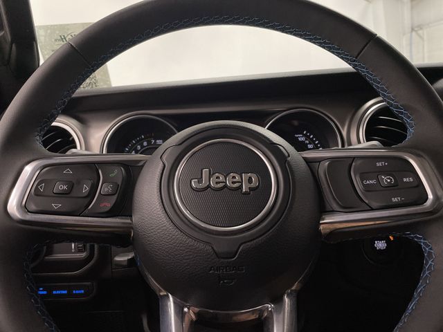 2023 Jeep Wrangler Rubicon 4xe photo 14