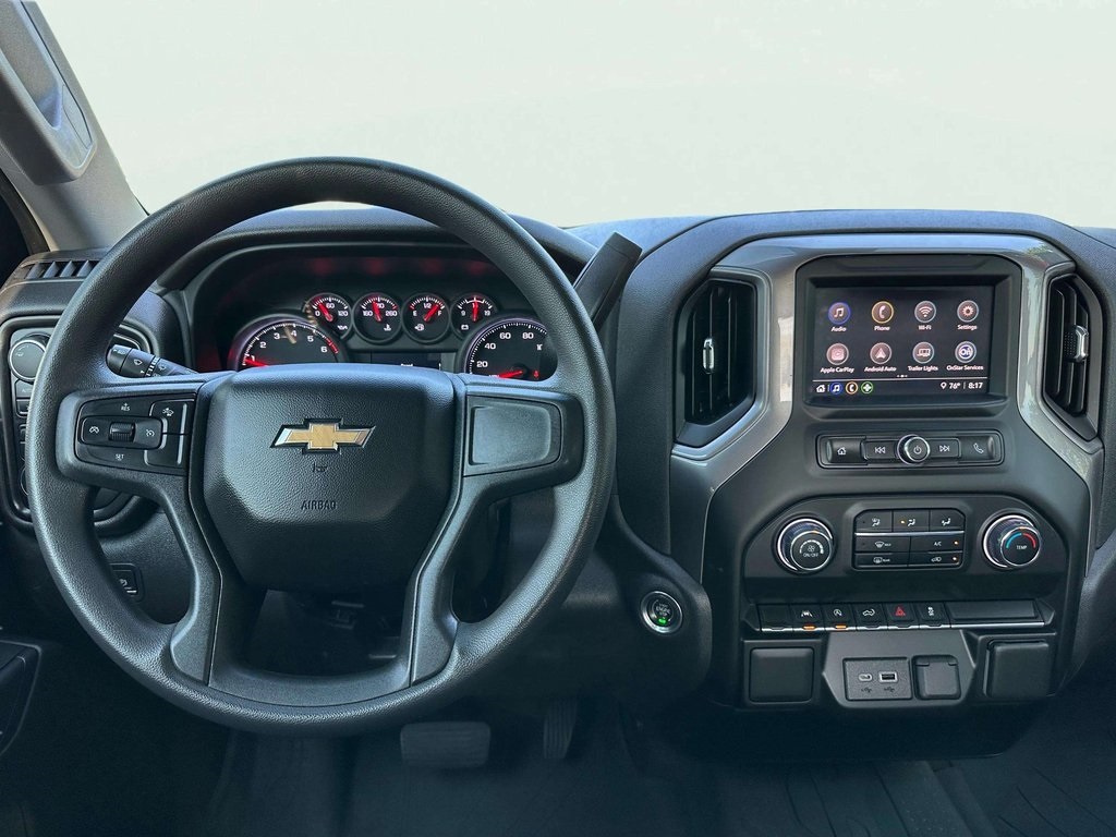 2023 Chevrolet Silverado 1500 Custom photo 11