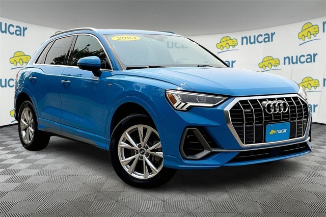 Pre-Owned 2023 Audi Q3 Premium