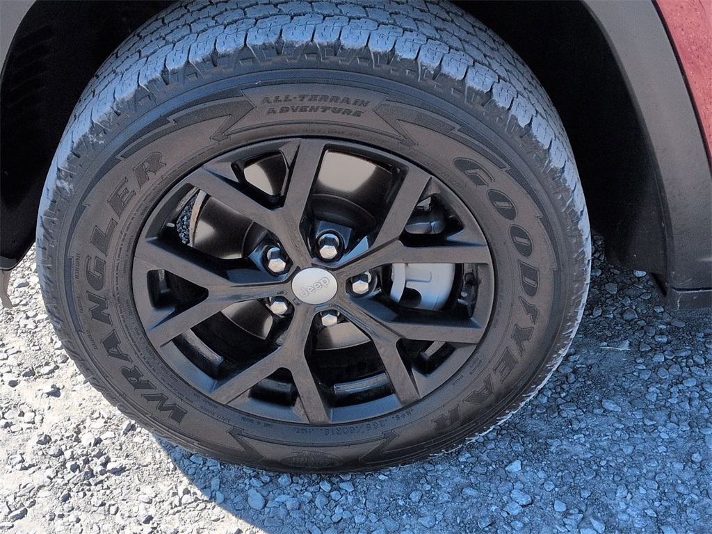 2022 Jeep Grand Cherokee Limited photo 9