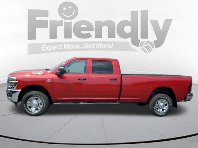 2025 Ram 2500 Tradesman photo 2