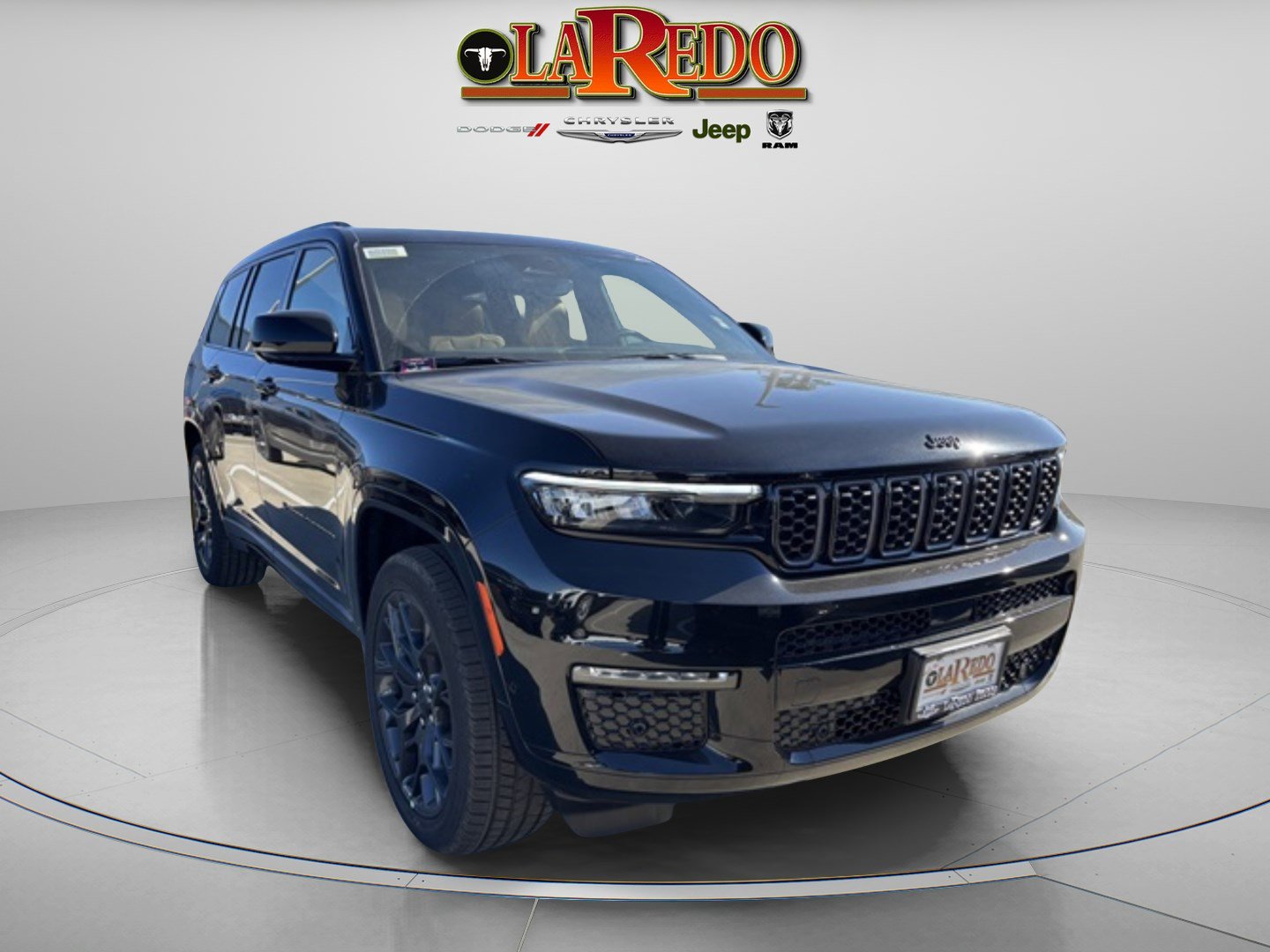 2025 Jeep Grand Cherokee Summit's photo