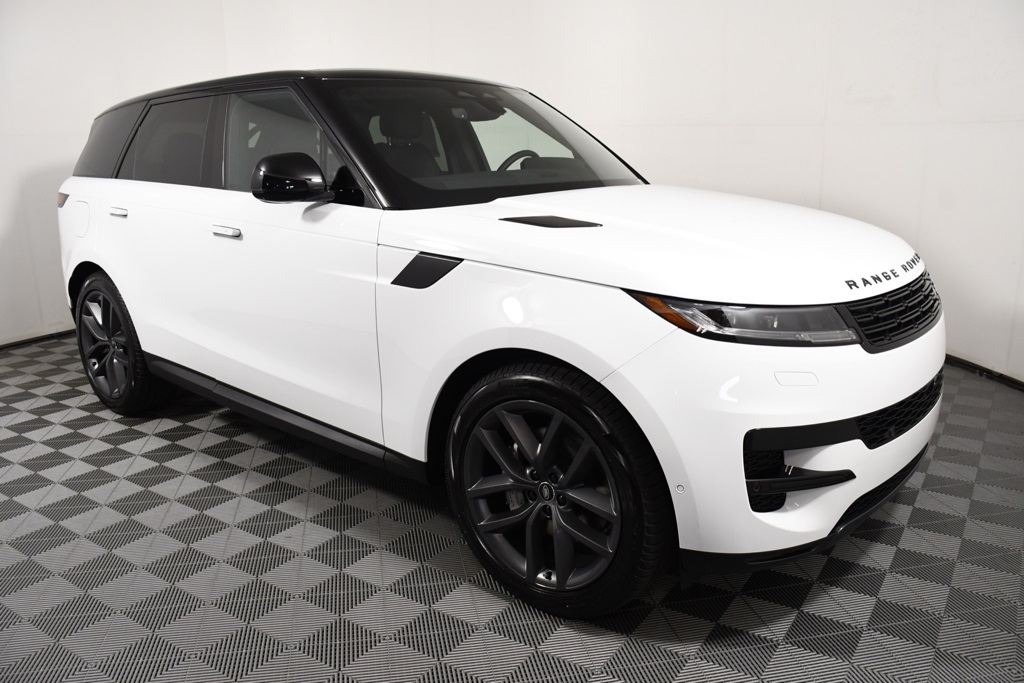 2025 Land Rover Range Rover Sport SE photo 8