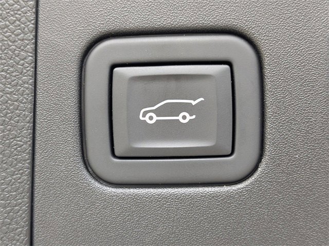 2024 Cadillac XT4 Premium Luxury photo 14