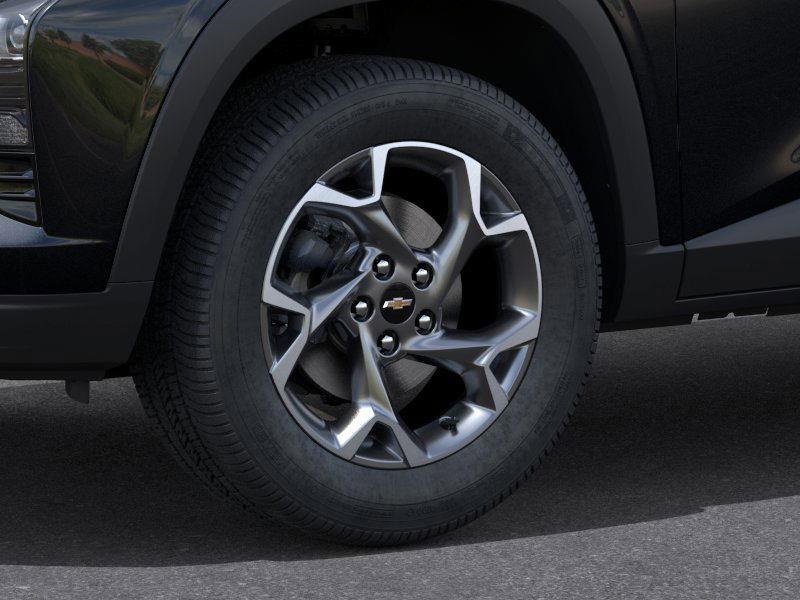2025 Chevrolet Trax LT photo 4