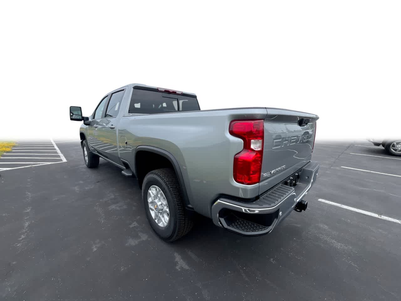 2025 Chevrolet Silverado 2500HD LT photo 6