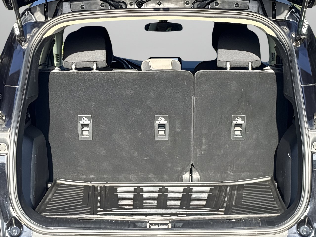 2020 Ford Escape SE photo 8