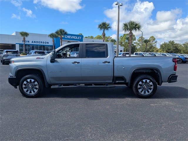 2024 Chevrolet Silverado 2500HD Custom photo 6