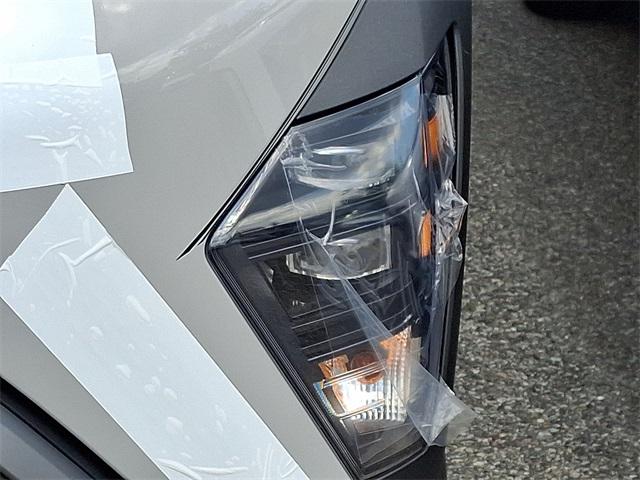 2026 Hyundai Kona SEL photo 4