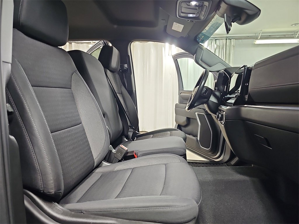 2022 Chevrolet Silverado 1500 LT photo 9