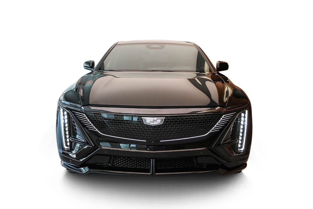 2026 Cadillac Lyriq photo 2