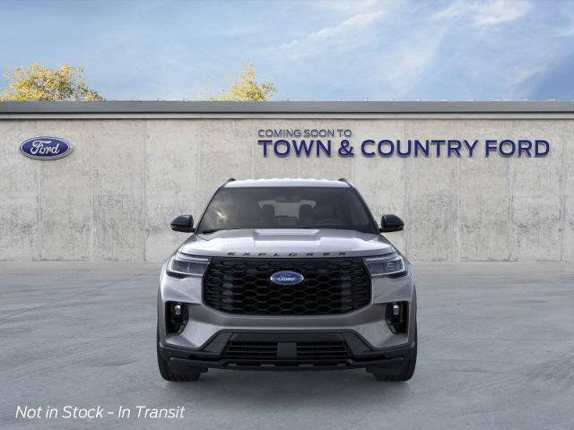 2025 Ford Explorer ST-Line photo 16