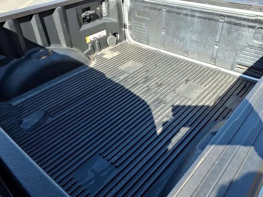 2023 FORD F-150 - Image 32
