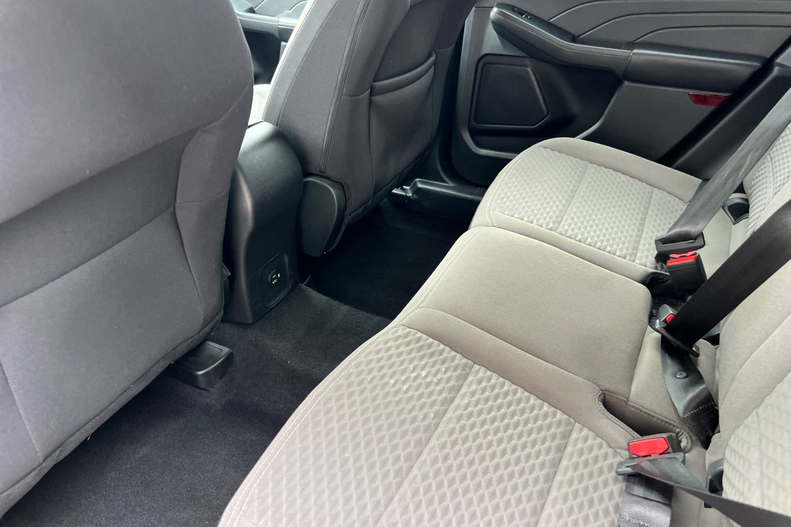2022 Ford Escape SE photo 7