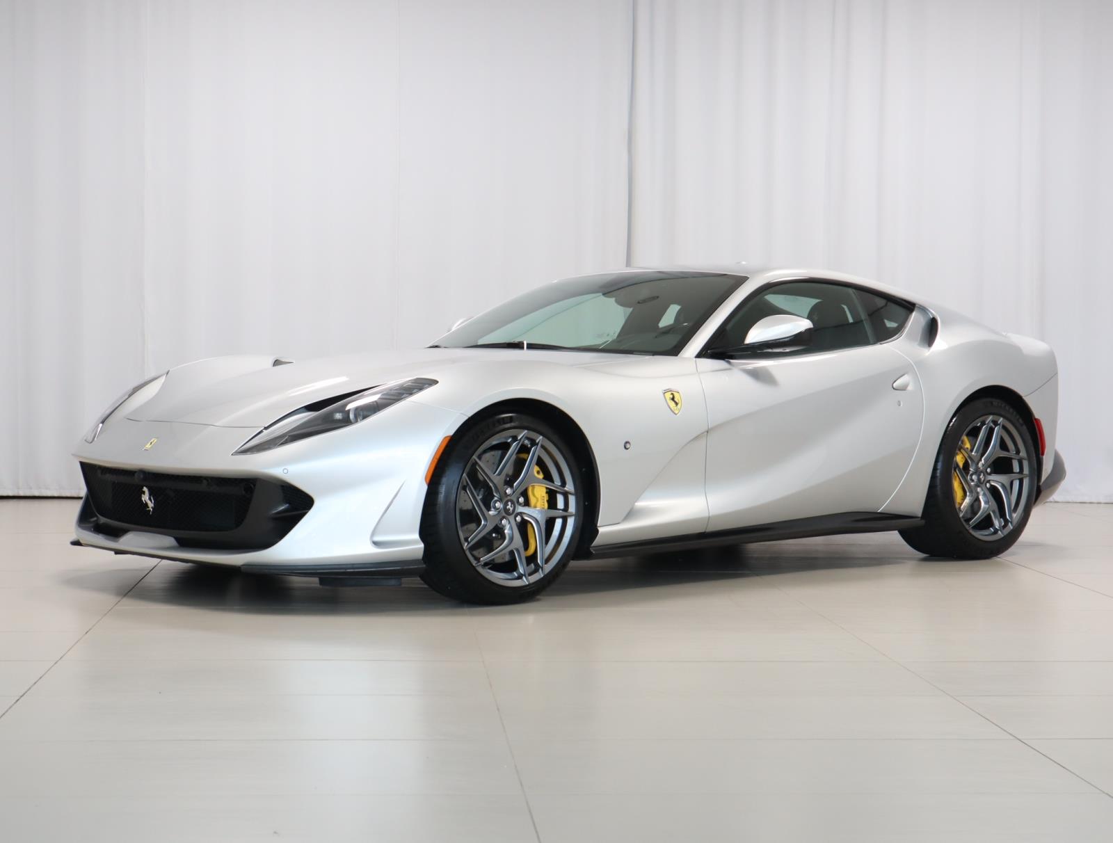 2019 Ferrari 812 Superfast photo 2