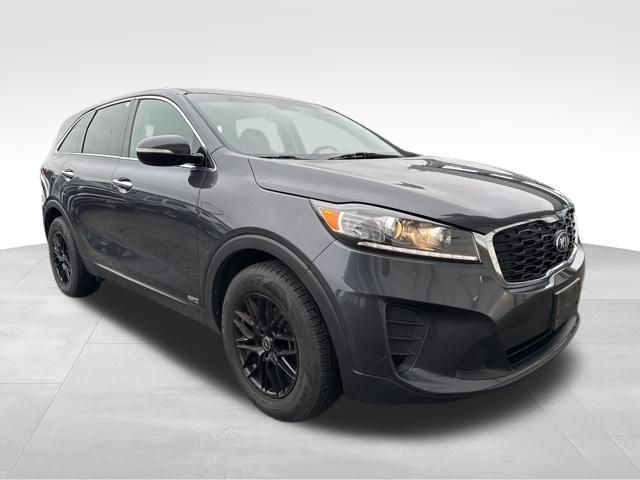 2019 Kia Sorento LX's photo