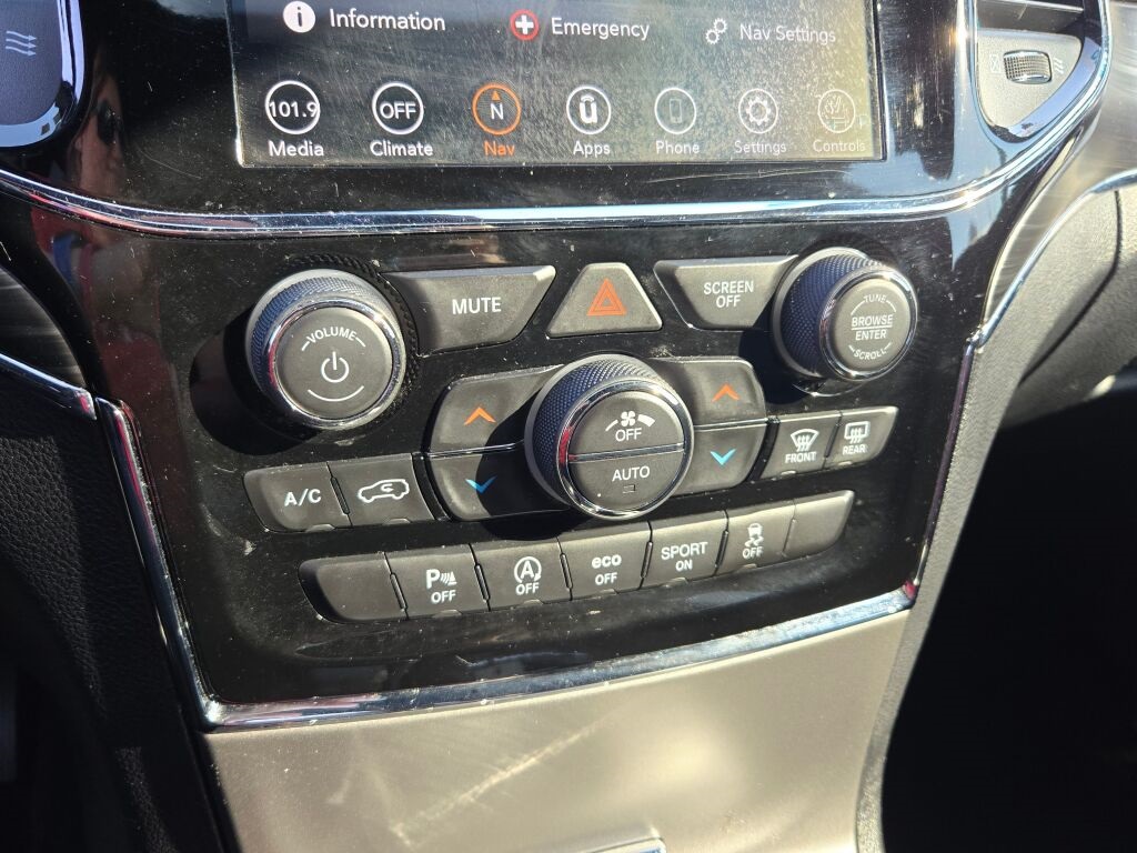 2020 Jeep Grand Cherokee Limited photo 30
