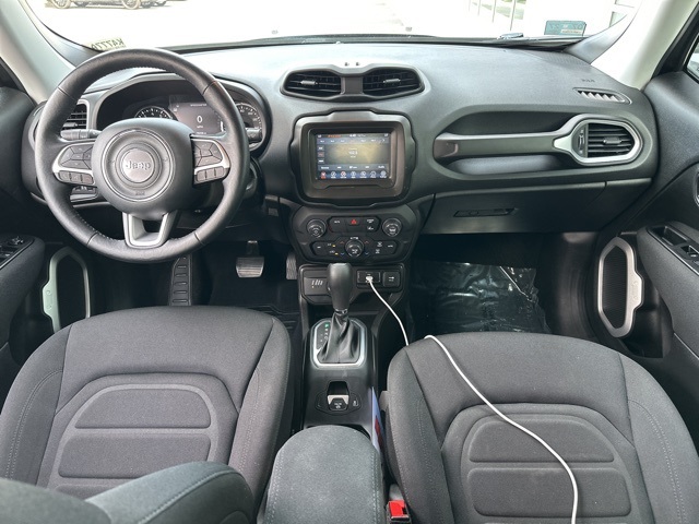 2021 Jeep Renegade Latitude photo 13