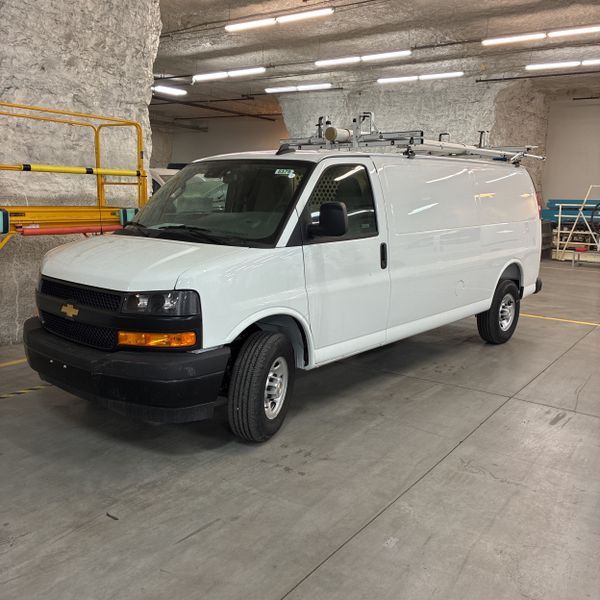 2025 Chevrolet Express Cargo Work Van's photo
