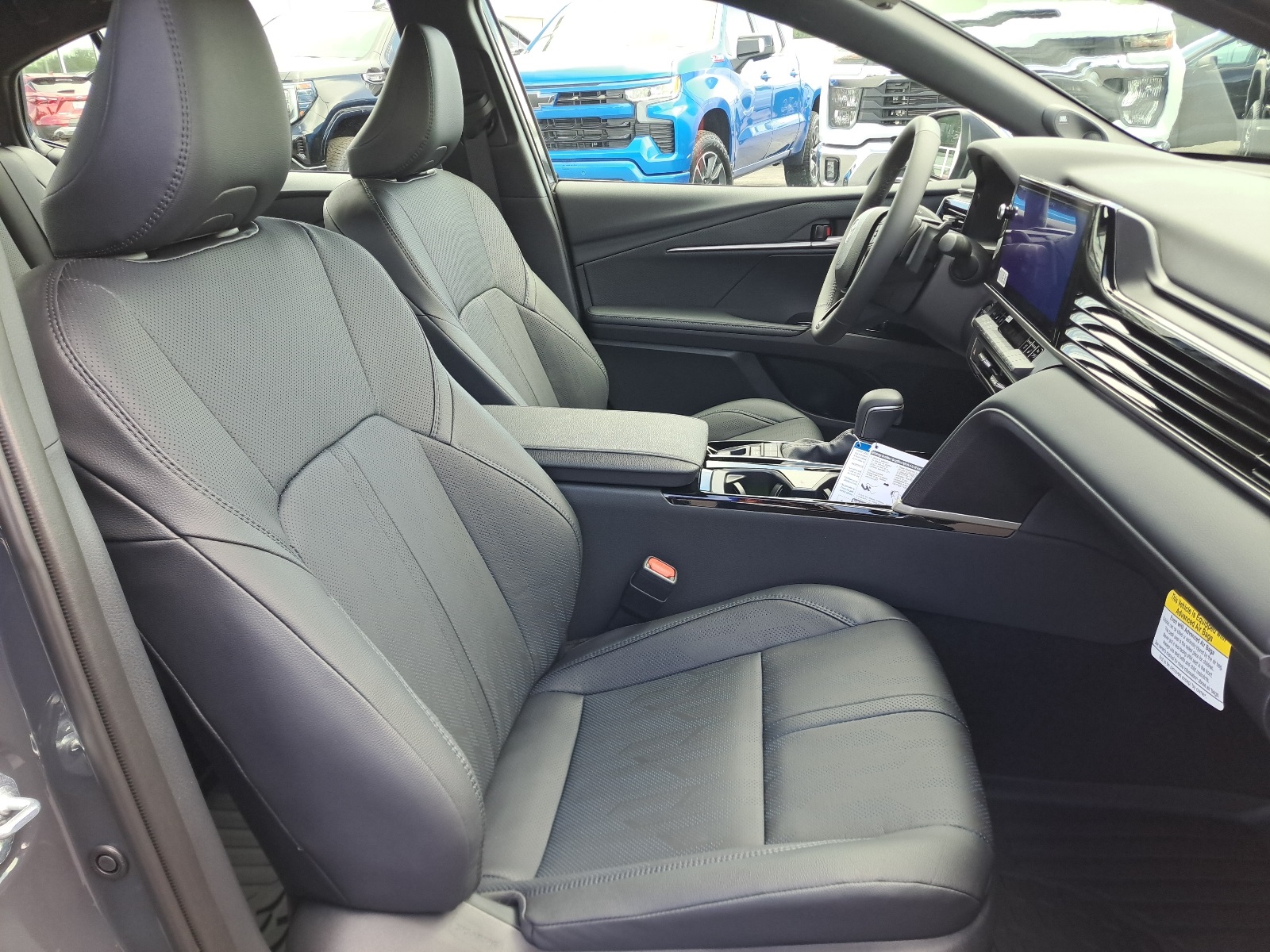2025 Toyota Camry XSE photo 27