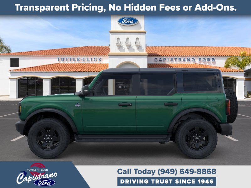 2025 Ford Bronco Outer Banks photo 2