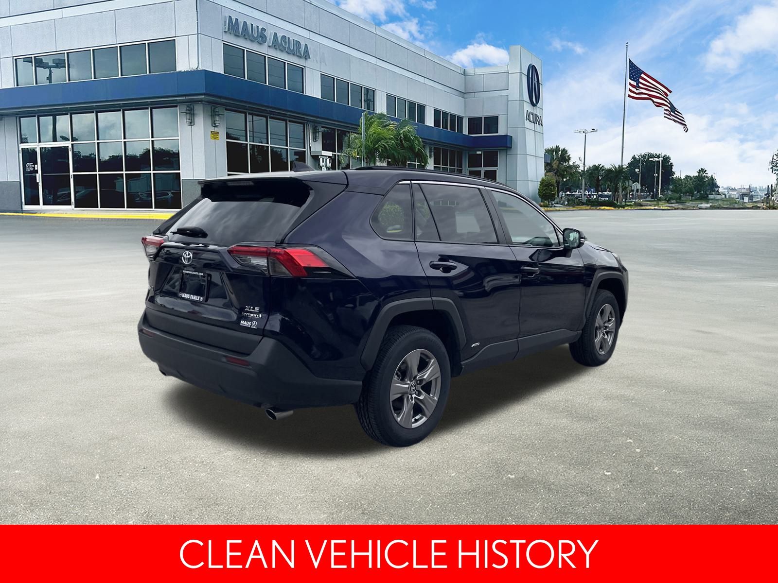 2024 Toyota RAV4 Hybrid XLE photo 2