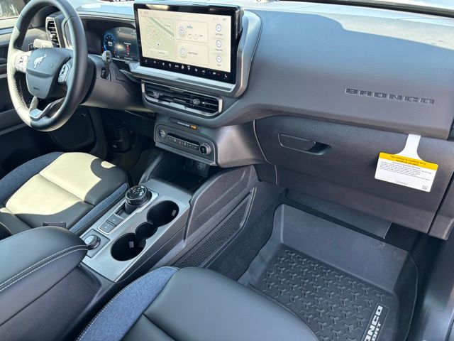 2025 Ford Bronco Sport Outer Banks photo 20