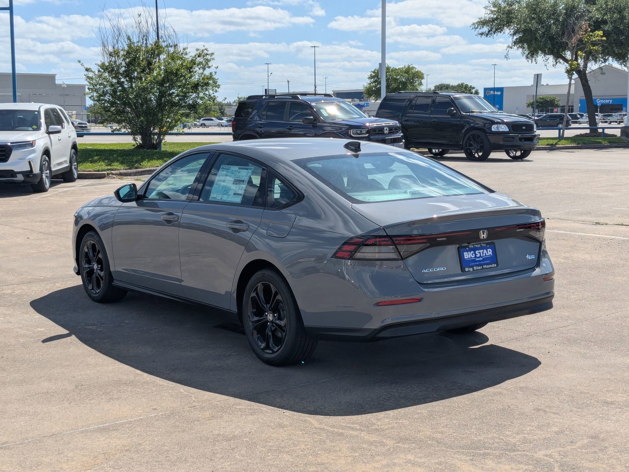 2025 Honda Accord SE photo 6