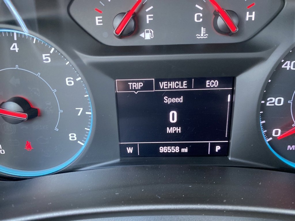 2020 Chevrolet Equinox LS photo 12