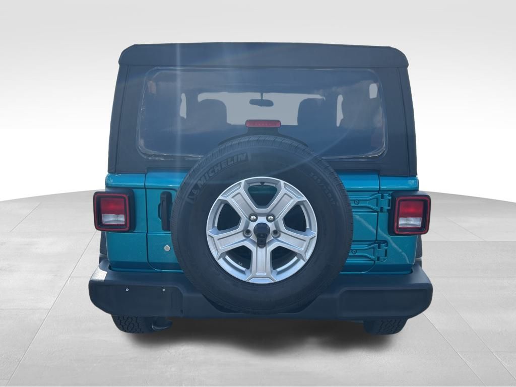 2020 Jeep Wrangler Sport S photo 4