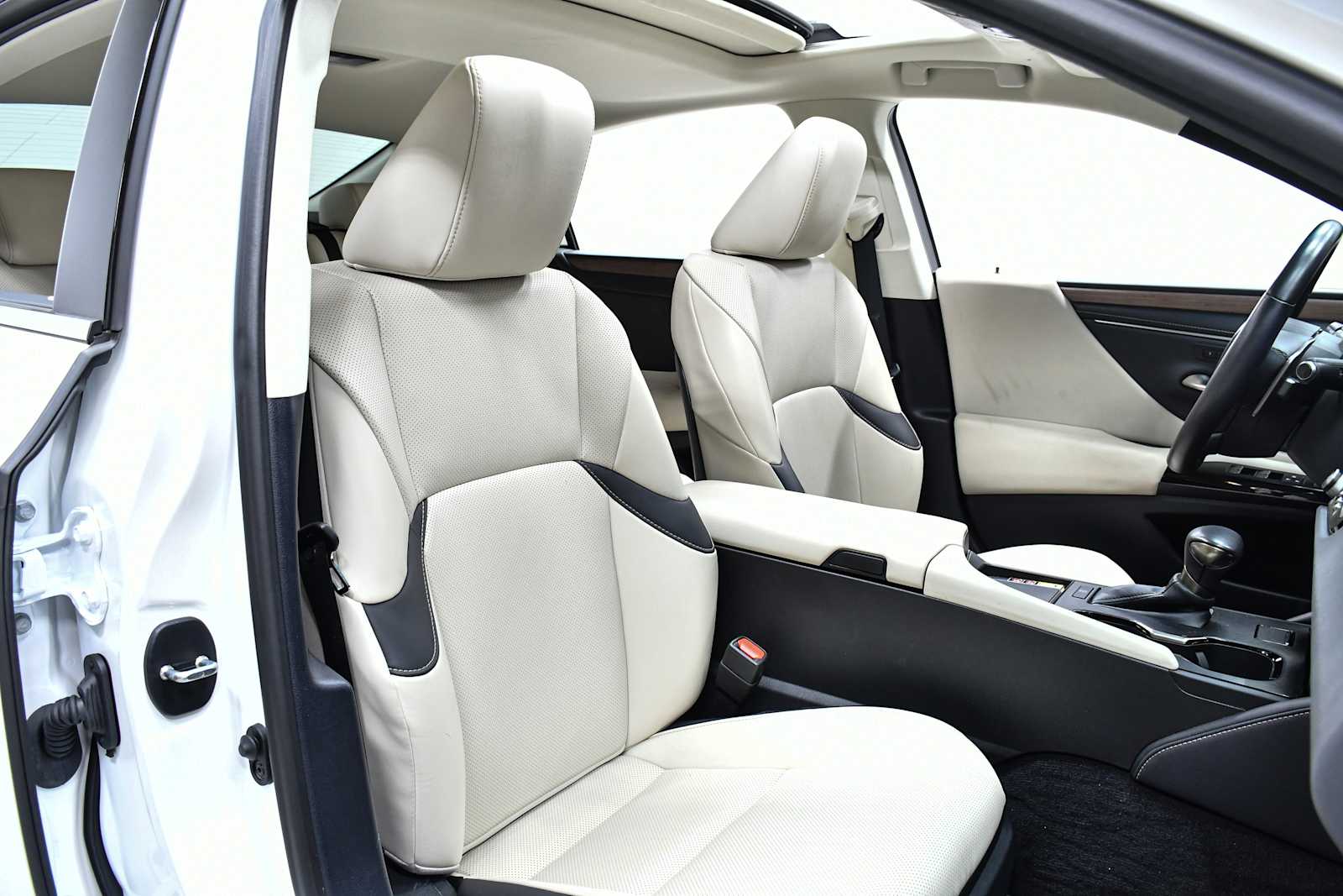 2024 Lexus ES 250 Premium photo 21
