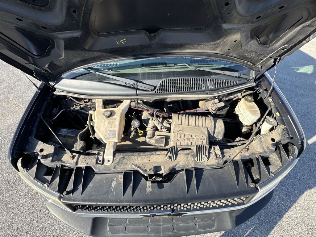 2012 Chevrolet Express 2500 Work Van photo 14