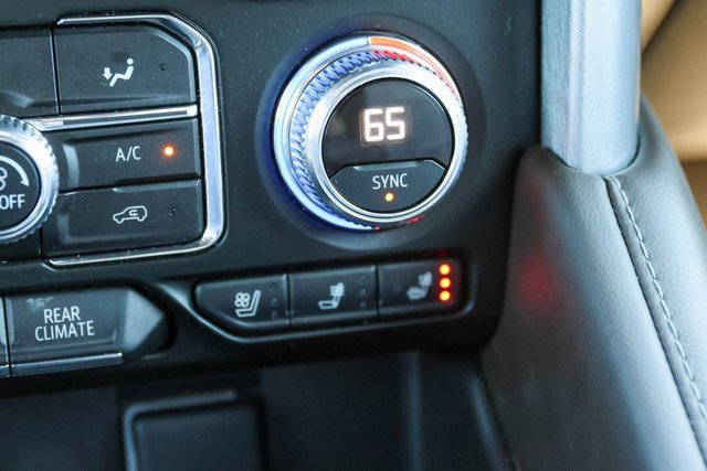 2023 Gmc Yukon SLT photo 31