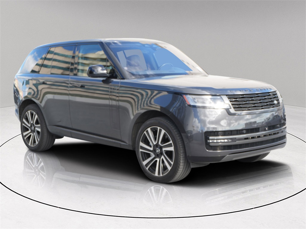 2023 Land Rover Range Rover SE's photo