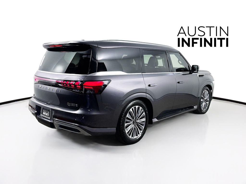 2025 Infiniti QX80 Luxe photo 2