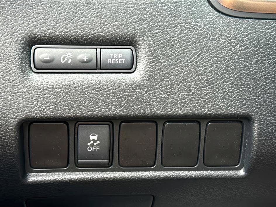 2017 Nissan Murano SV photo 17
