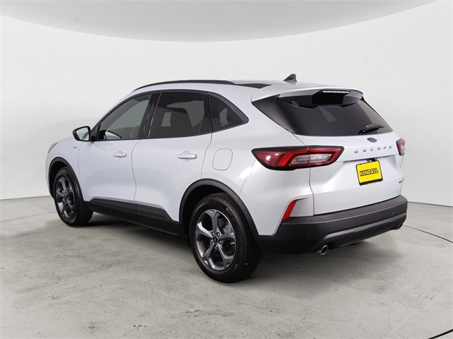 2025 Ford Escape Hybrid ST-Line photo 3