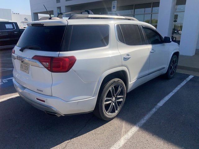 2017 Gmc Acadia Denali photo 4