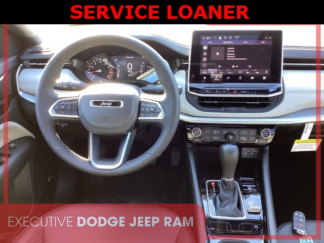 2025 Jeep Compass Limited photo 9