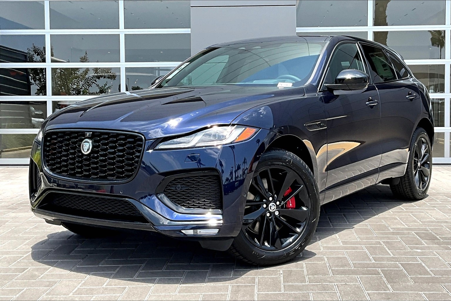 2026 Jaguar F-Pace R-Dynamic S's photo