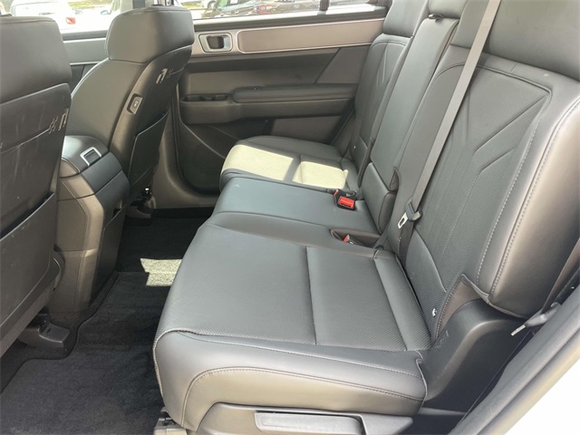 2025 Hyundai Santa Fe SEL photo 13