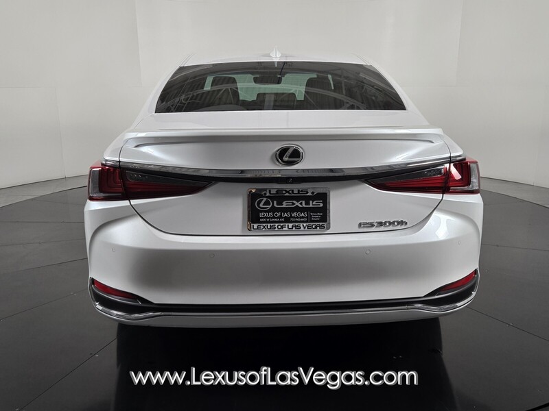 2025 Lexus ES 300 Premium photo 4