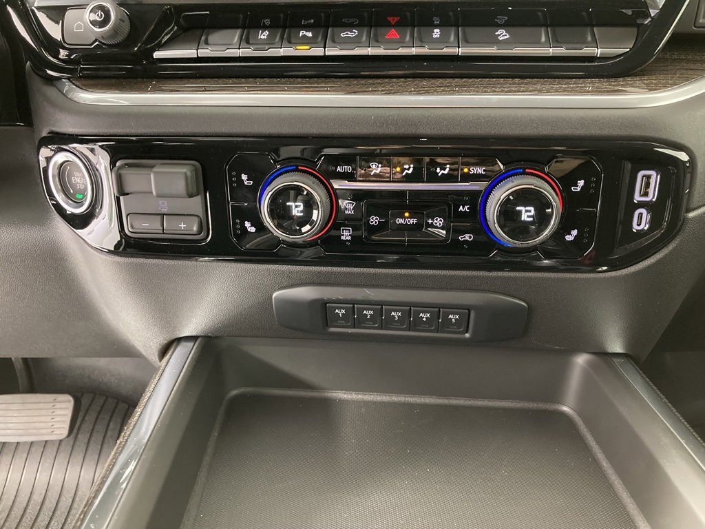 2026 Chevrolet Silverado 2500HD LT photo 7