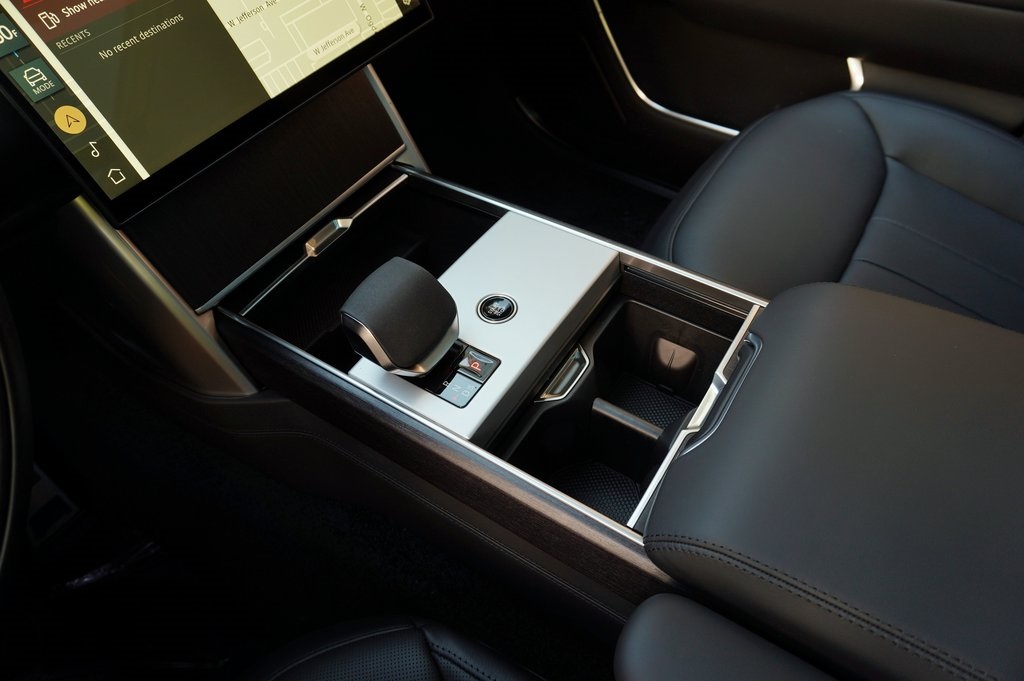 2025 LAND ROVER RANGE ROVER - Image 34